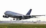 Kl. 10.29 lettede verdens største paasagerfly for første gang. - Foto: AP 