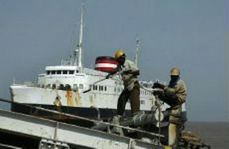 Frederik IX er nu endt ud for stranden i Indien. - Foto: AP 