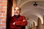 TABU. Arabisk er Koranens og hans forældres sprog, derfor skriver den marokkanskfødte forfatter Tahar Ben Jelloun på fransk, når han skriver om tabuer i den oprindelige kultur.   Foto: Finn Frandsen 
