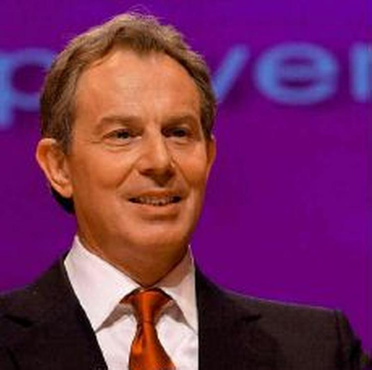 Tony Blair er kommet i politisk modvind, efter der er sået tvivl om Englands juridiske grundlag for at gå i krig mod Irak. - Foto: AP 