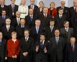 EU-udvidelsen præsenteres på topmødet i Bella Center i København i 2002 af statsminister Anders Fogh Rasmussen. - Arkivfoto: Jens Dresling 