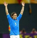 Den italienske landsholdsforsvarer og tidligere Parmaspiller Fabio Cannavaro står over for anklager om doping. - Arkivfoto: AP 