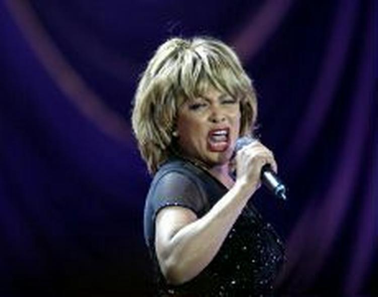 En dyr dame - Tina Turner fik knap seks mio. kr. for to numre. - Foto: AP 