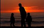 Solnedgang over gl. Skagen. Meget peger på, at Skagen i fremtiden vil miste endnu flere statslige arbejdspladser. - Foto: Claus Bonnerup 