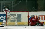 Rozic har udlignet til 3-3 for slovenerne. Hirsch græmmer sig. - Foto: Ole Kjær 