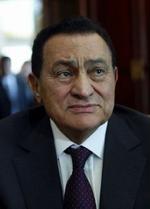 Den ubestridte leder af Egypten igennem 24 år, præsident Hosni Mubarak, har åbnet op for modkandidater til fremtidige præsidentvalg. - Foto: AP 