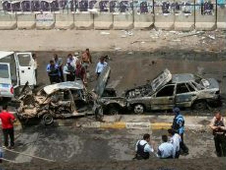 Fire personer blev dræbt, da en selvmordsbomber i dag sprængte sig selv i luften i Bagdad. - Foto: AP 