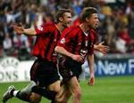 Jon Dahl Tomasson håber at han skal spille ved siden af Andrej Sjevtjenko i Champions League-finalen. - Foto: AP 