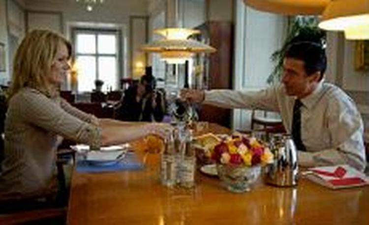 Stemningen var god, da Anders Fogh Rasmussen (V) for en måned siden inviterede Helle Thorning Schmidt til morgenmad i Statsministeriet. Nu er stemningen på nulpunktet. - Foto: Jens Dige 