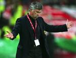 Carlo Ancelotti har svært ved at forklare, hvad da skete, da Liverpool i 54., 56, 60. minut indhentede Milan. - Foto: AP 