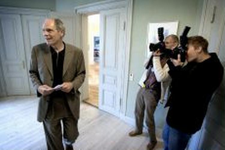 H.C Andersen 2005 Fondens nye formand Poul Bache har fundet besparelser for næsten seks millioner kroner i de kulturelle tilbud H.C. Andersen året. - Foto: Jens Dresling 