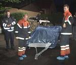 De fire personer blev anholdt i Herlev. På billedet ses et blodigt tæppe, som blev fundet ved ejendommen. Én af de anholdte er nu løsladt. - Foto: Localeyes 