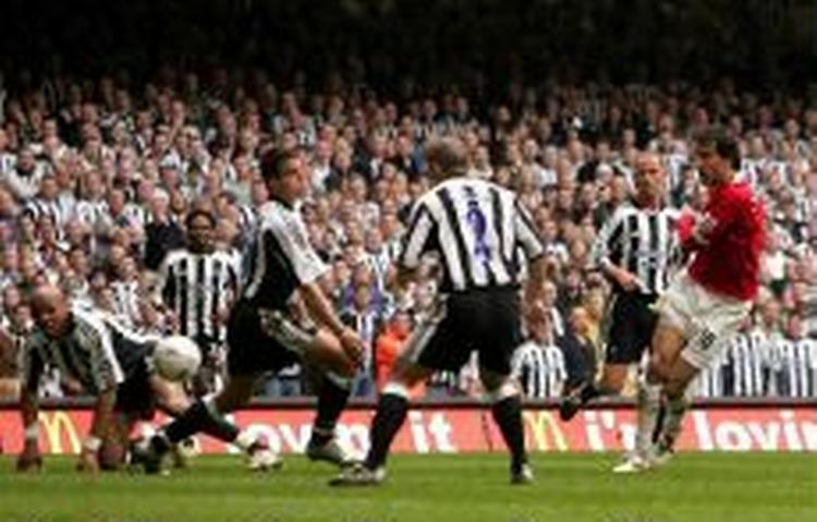 Ruud van Nistelrooy scorede mindre end normalt i sæsonen, blandt andet på grund af en skade. - Foto: AP 