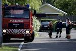 Politiet har afspærret området i en afstand af 50 meter fra Rikke Hvilhøjs hjem. - Foto: Jens Dresling 