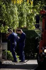 Politiets teknikere er ankommet til gerningsstedet. - Foto: Jens Dresling 