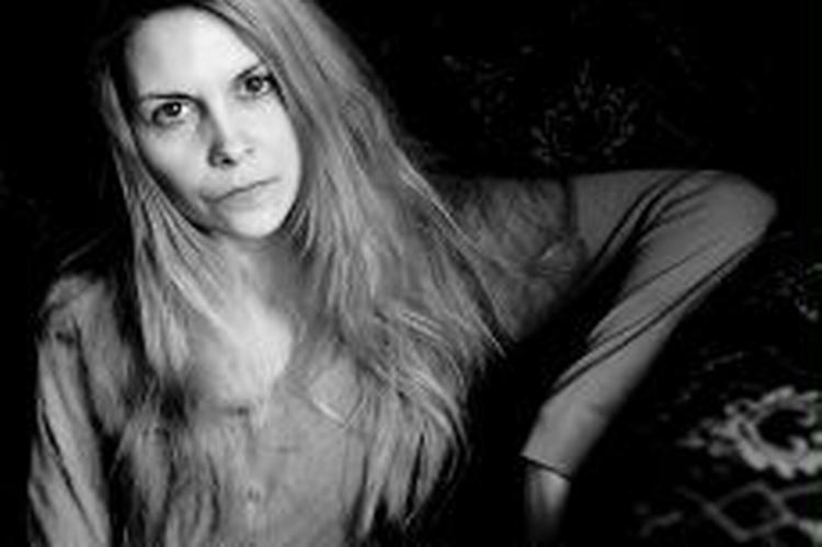 TALENTSPEJDER. Laura Barber fra det britiske forlag Portobello er i Danmark for at jage nye talenter til udgivelse i England. - Foto: Peter Hove Olesen 