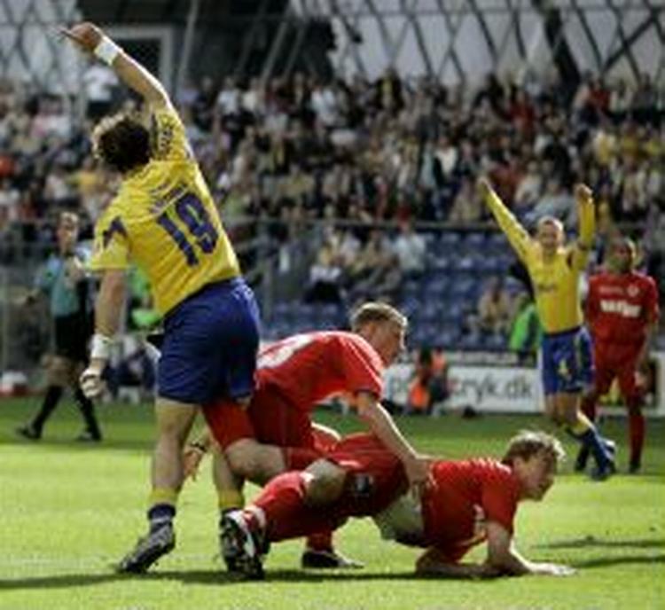 Johan Elmander var igen én af Brøndbys bedste i storsejren over Herfølge. - Foto: Jens Dresling 