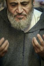 Imam Abu Laban vil samle ind til den dræbtes familie. - Foto: Peter Hove Olesen 