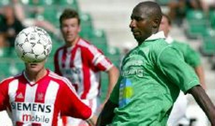 Abdul Sule i kamp for AB. - Arkivfoto: Thomas Wilmann 
