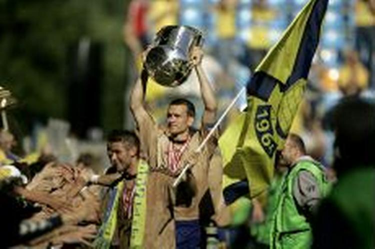 Brøndby har vundet mesterskabet ti gange. Per Nielsen har været med til at løfte trofæet fem gange. - Foto: Jens Dresling 