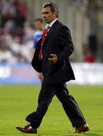 Ersun Yanal er ikke længere tyrkisk landstræner. - Foto: AP 