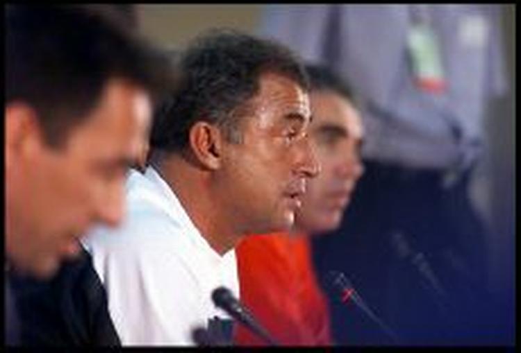 Fatih Terim fotograferet i København inden UEFA-Cup-finalen mod Arsenal. Arkivfoto: Lars Poulsen 