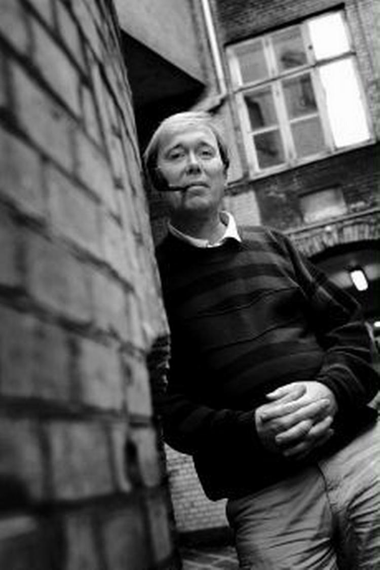 Forfatteren Stig Dalager er blandt de ni nye kunstnere, der er kommet på finansloven for livet. - Foto: Jan Grarup 