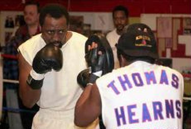 Thomas 'Hitman' Hearns (til venstre) med sin træner tilbage i 2000. - Arkivfoto: AP 