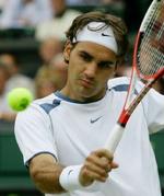 Roger Federer holdt koncentrationen og slog Hewitt i en kamp, der aldrig var spændende. - Foto: AP 