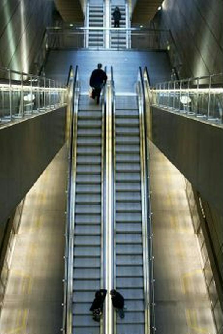 Folk skal holde øje med hinanden i Metroen, siger Københavns Politi i kølvandet på terrroangrebet i London. - Arkivfoto: Thomas Borberg 