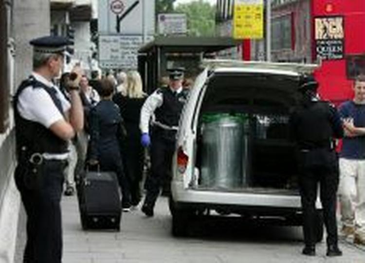 Sikkerheden er øget i den britiske hovedstad - her på Euston Road - efter terrorangrebene. - Foto: AP 