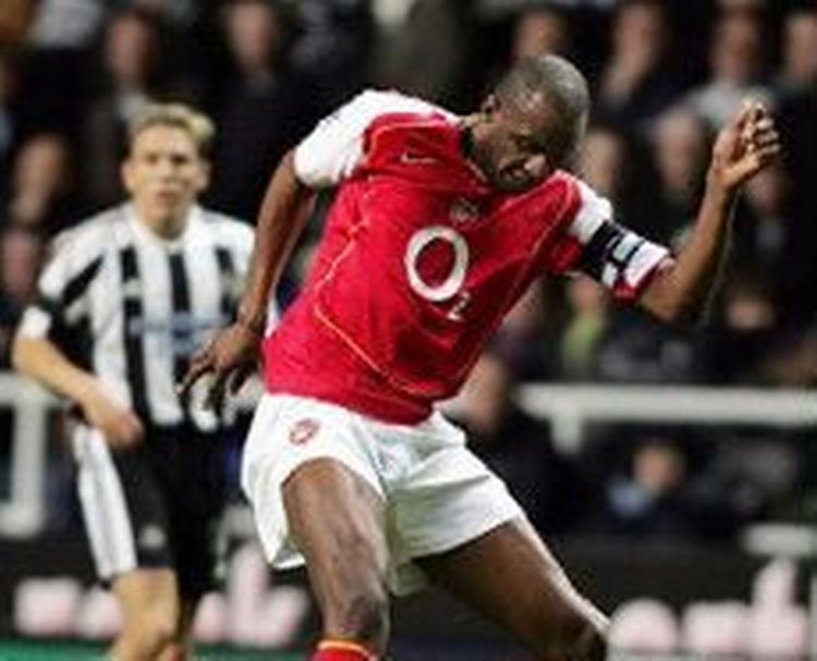 Vieiras skifte til Juventus efterlader et stort hul på Arsenals midtbane. - Arkivfoto: AP. 