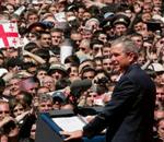 Bush under talen i Tbilisi 10. maj i år. - Arkivfoto: AP 