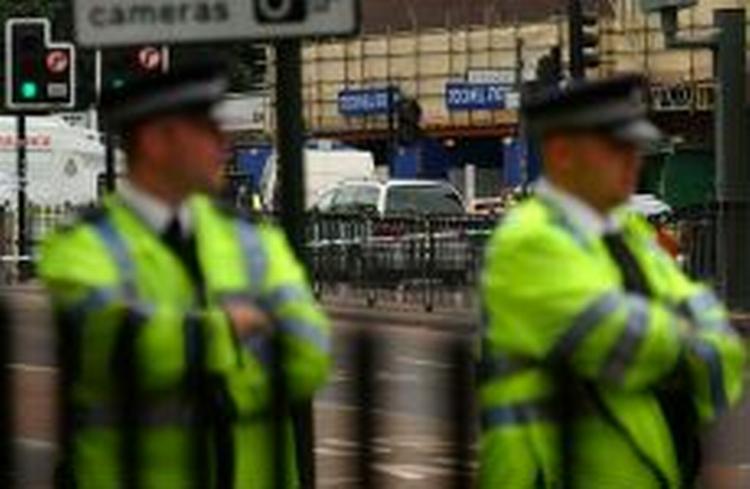 Politiet har afspærret Stockwell station efter skudepisoden. - Foto: AP 