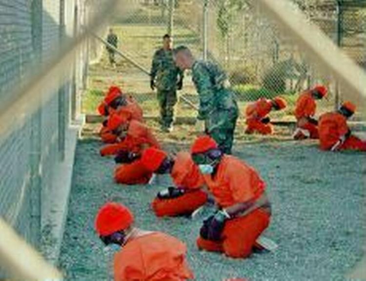 Flere indsatte på Guantánamo-basen nægter at spise. Det amerikanske militær er parat til at indlægge dem på hospital. - Arkivfoto: AP 