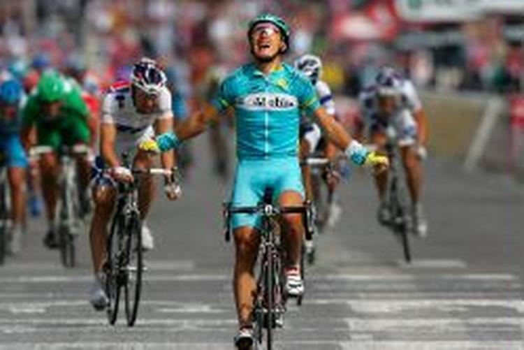 Alexandre Vinokourov vandt årets sidste etape. - Foto: AP 