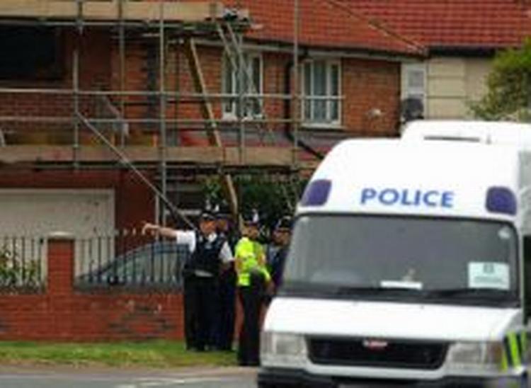 Politiet har gennemført en storstilet aktion i Birmingham. - Foto: AP 