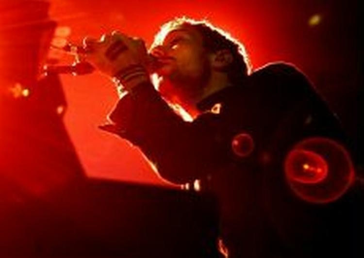 Coldplays forsanger Chris Martin under en koncert i Toronto tidligere på året. - Foto: AP 