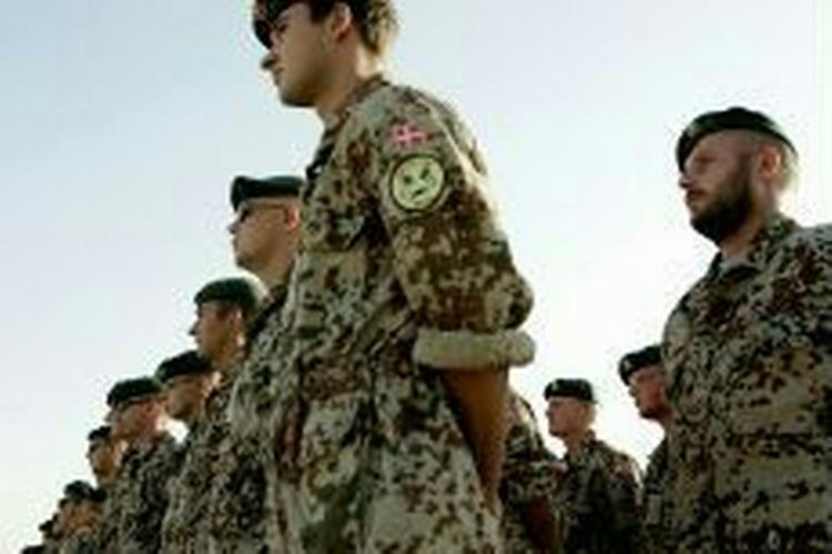 En militærpsykolog advarer imod øvelser, som kan skabe stereotype fjendebilleder, mener han. Her foto fra den danske lejr i Irak. - Arkivfoto: Thomas Borberg 