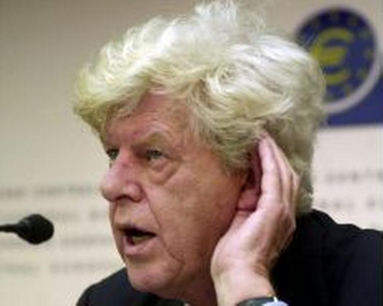 Wim Duisenberg på et billede fra 2003. Han blev 70 år. - Foto: AP 
