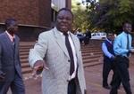 Lederen af oppositionen i Zimbabwe, Morgan Tsvangirai, slipper for at blive trukket i retten af regeringen i sag om forræderi. - Foto: AP 