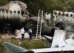 Det kommer til at tage lang tid at finde ud af, hvorfor Air France-flyet fortsatte ud over landingsbanen. - Foto: AP 