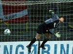 Kim Drejs har bl.a. spillet Europa Cup-kampe for Brøndby - her mod Varteks i 2001. - Arkivfoto: Lars Poulsen. 