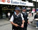 Mere end 6.000 betjente skal sikre London. - Foto: AP 