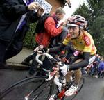 Ivan Basso på vej op ad bakken på Kiddesvej i Vejle. - Foto: Claus Bonnerup 