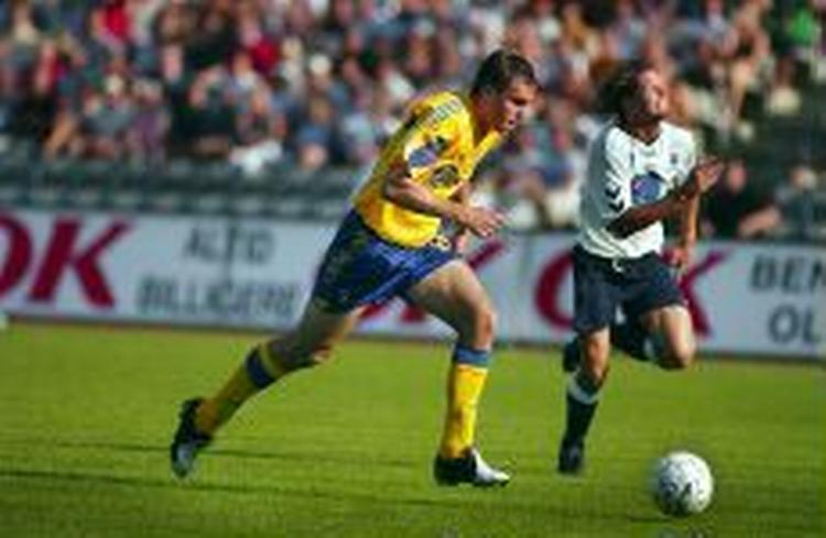 Brøndbys Johan Elmander skal på landsholdstjeneste. - Arkivfoto: Rasmus Baaner. 