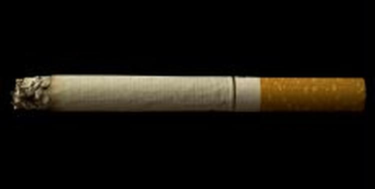 En lille batteridreven varmespole får den nye type cigaretter til at afgive nikotin, men ikke røg. - Modelforoto: Thomas Borberg 