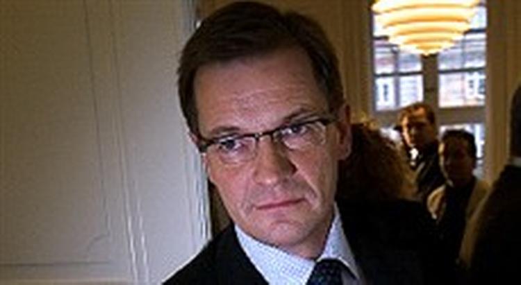 økonomi- og erhvervsminister Bendt Bendtsen vil stramme reglerne for ejendomsmæglere efter afgørelsen i Nørrisgaard-sagen. 