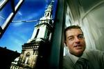 »Ideen om at kræve 38 år i en a-kasse for at få efterløn udelukket«, siger politisk ordfører Jens Rohde (V). 