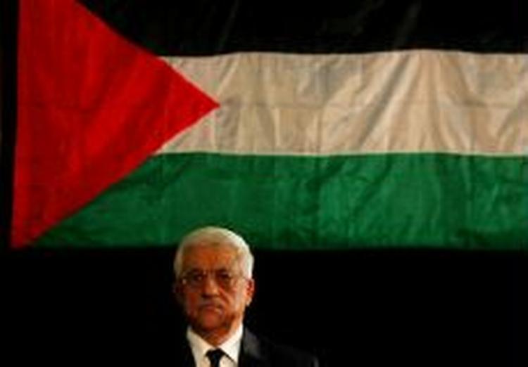 »Det vigtigste er, at vi skal bygge vort land på en måde, hvor vi bliver model for resten af verden. Dette skridt er kun det første«, sagde palæstinensernes leder Mahmoud Abbas i en tale i aftes. - Foto: AP 